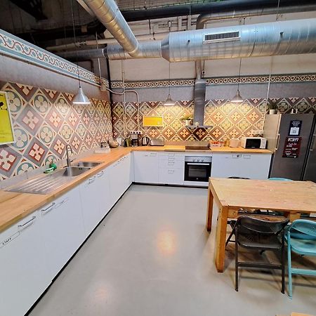 Bed & Bike Barcelona Hostel Εξωτερικό φωτογραφία