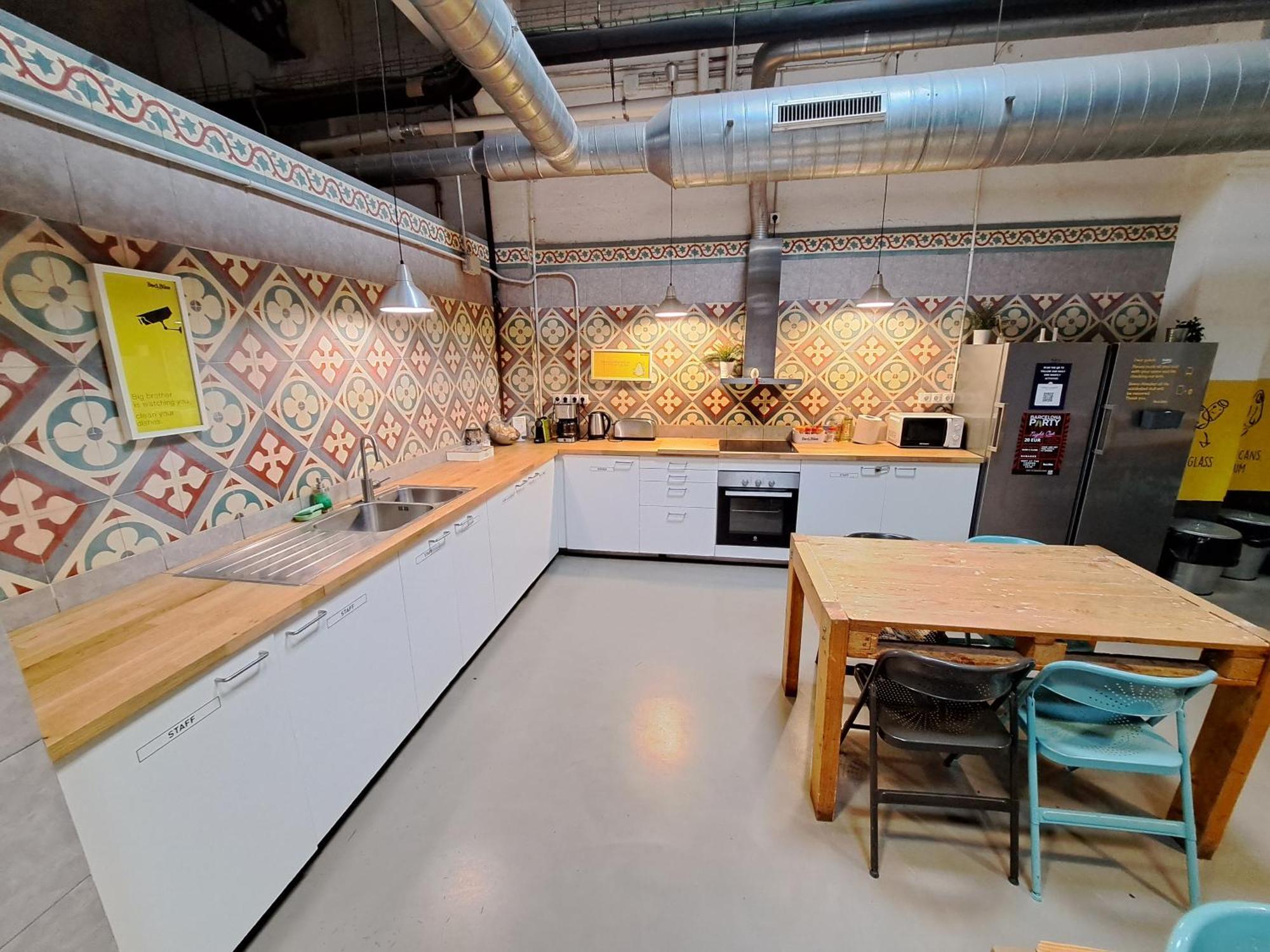 Bed & Bike Barcelona Hostel Εξωτερικό φωτογραφία