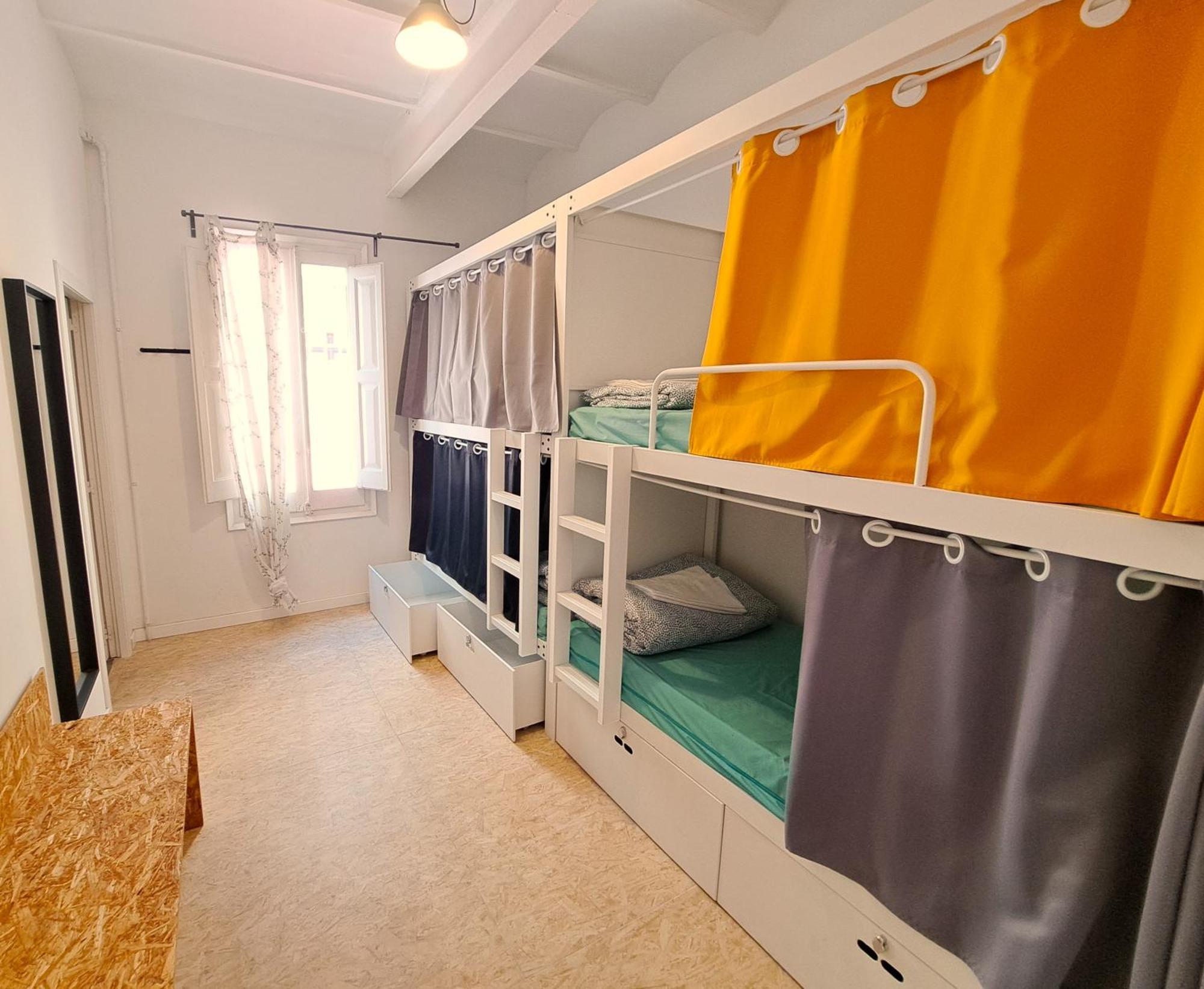 Bed & Bike Barcelona Hostel Εξωτερικό φωτογραφία