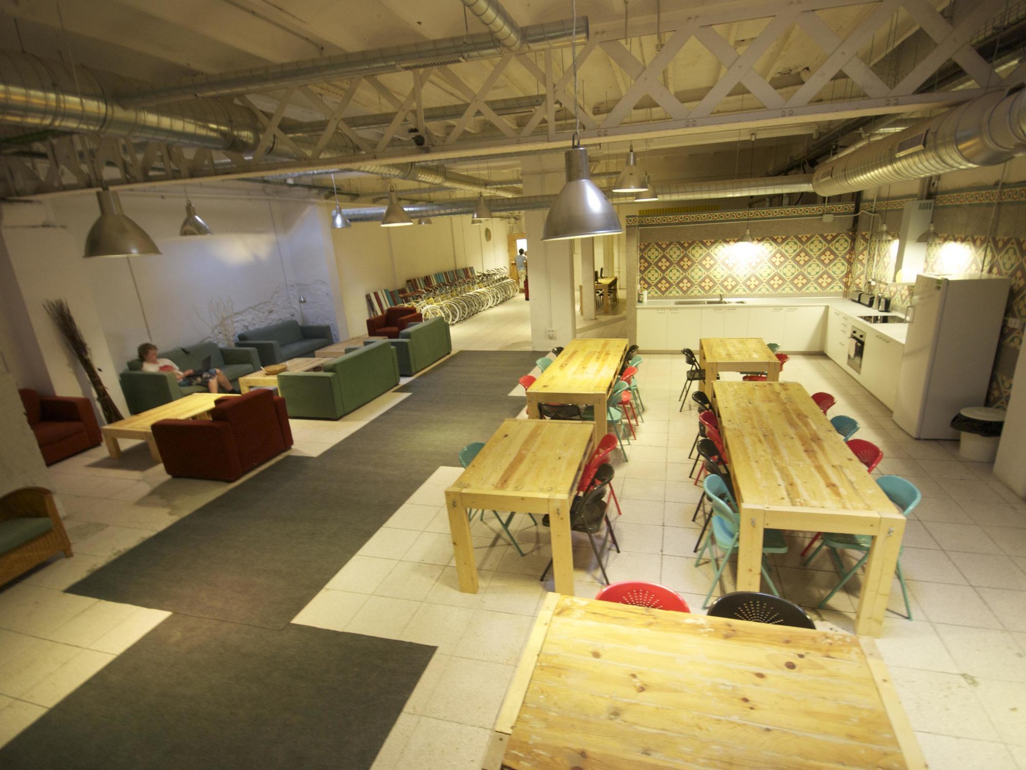 Bed & Bike Barcelona Hostel Εξωτερικό φωτογραφία