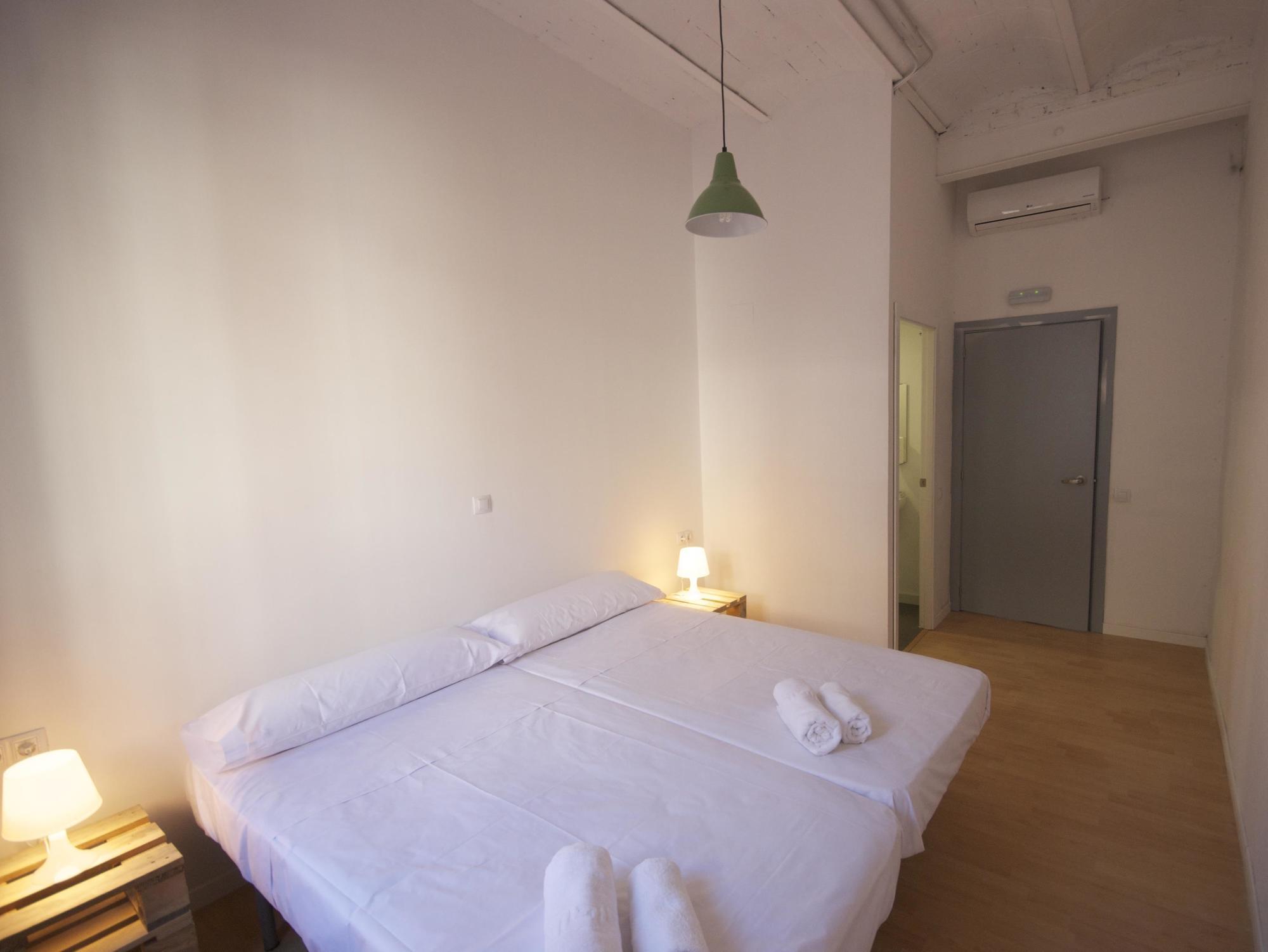 Bed & Bike Barcelona Hostel Εξωτερικό φωτογραφία