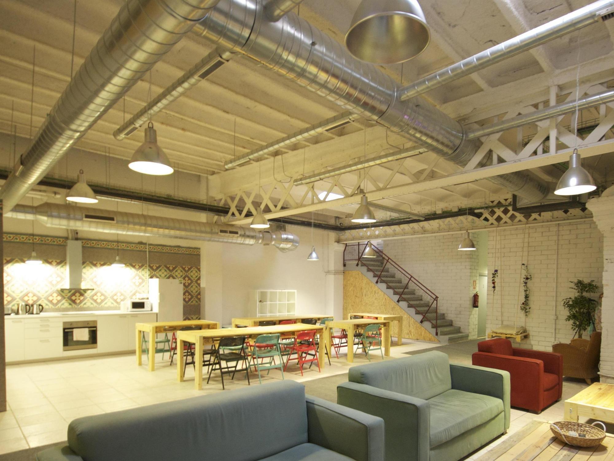 Bed & Bike Barcelona Hostel Εξωτερικό φωτογραφία