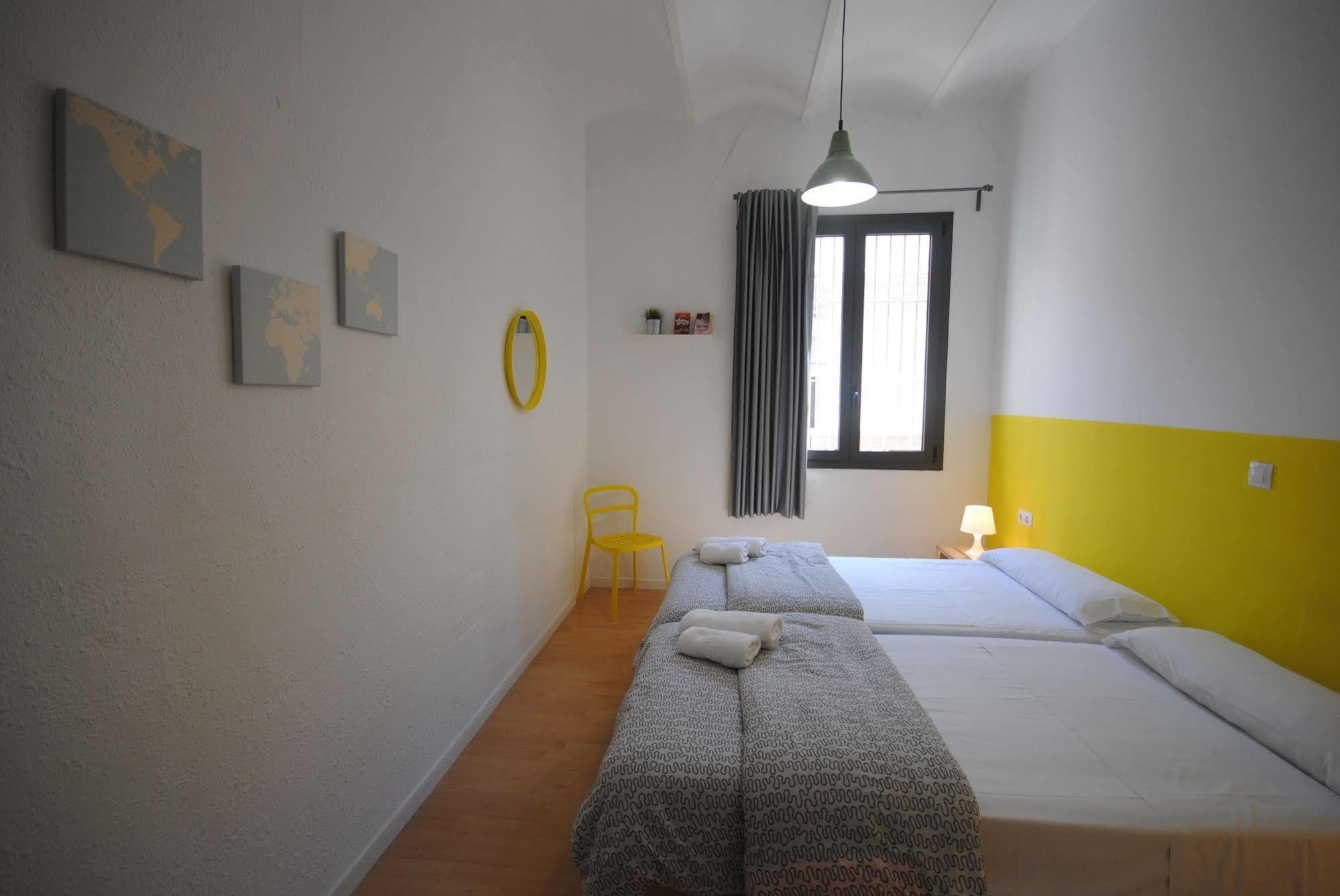 Bed & Bike Barcelona Hostel Εξωτερικό φωτογραφία