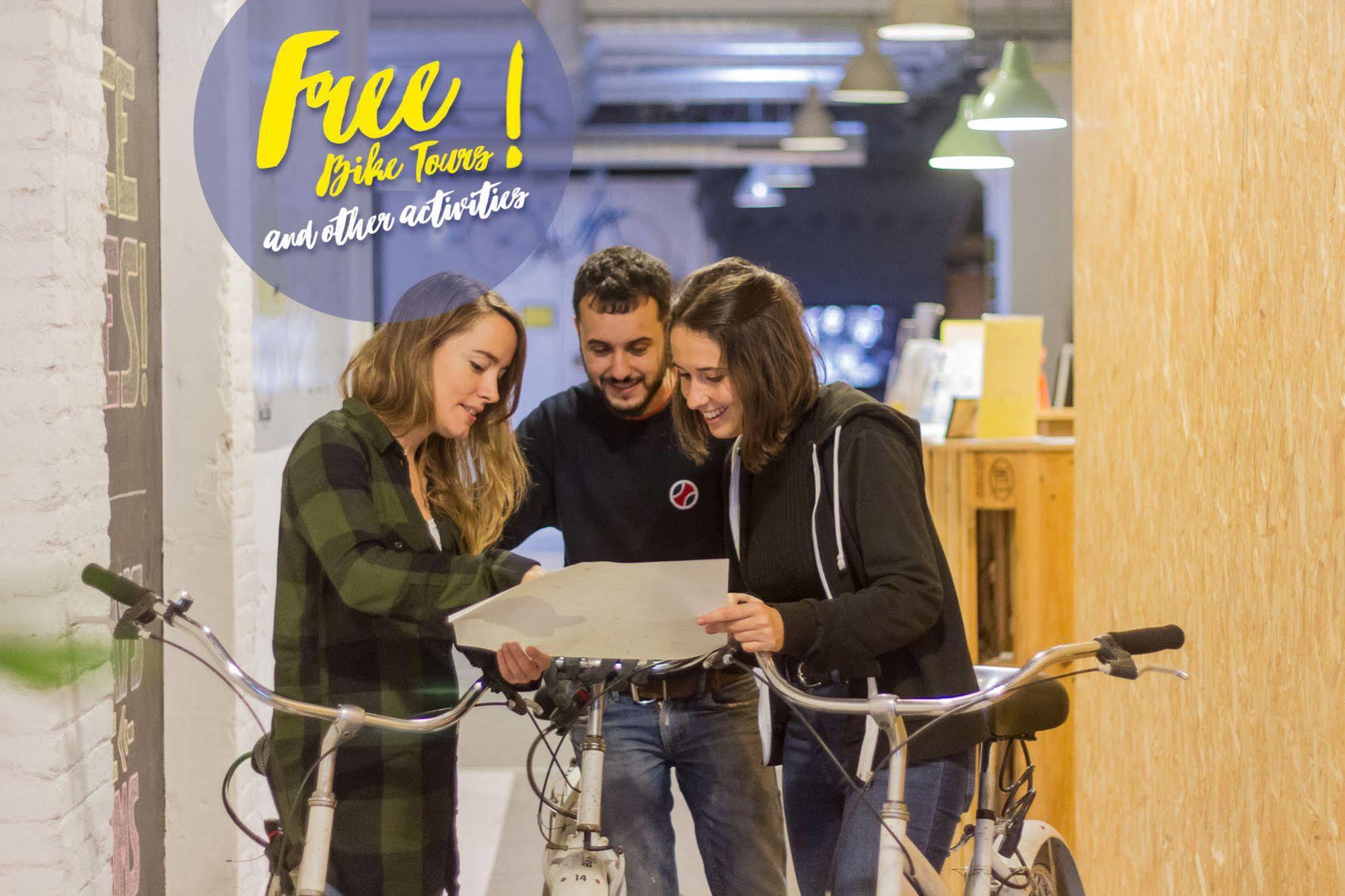 Bed & Bike Barcelona Hostel Εξωτερικό φωτογραφία