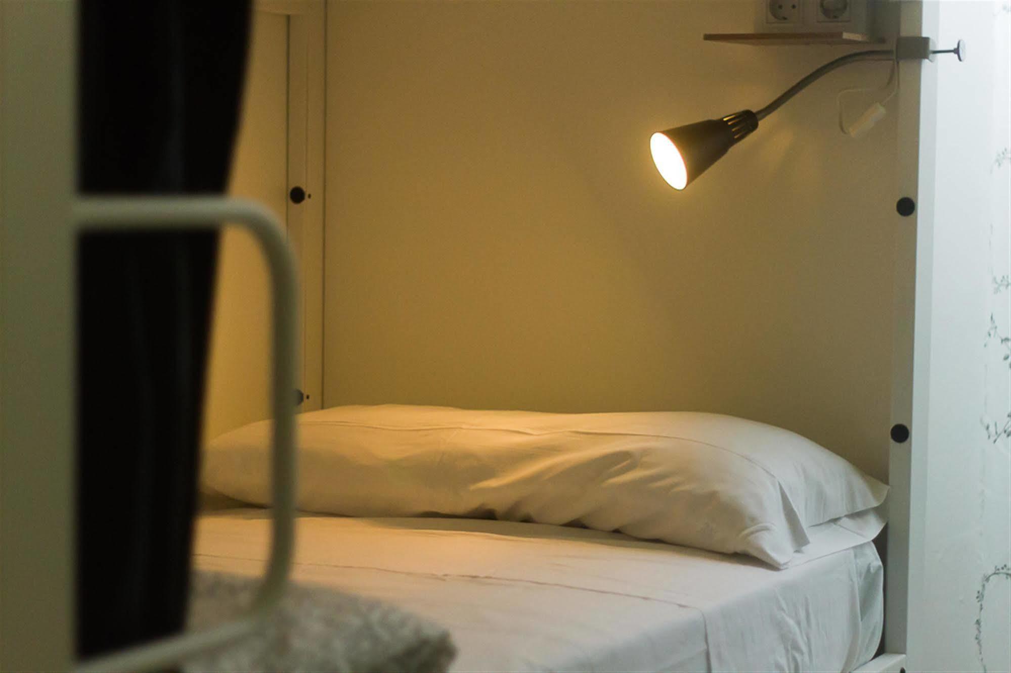 Bed & Bike Barcelona Hostel Εξωτερικό φωτογραφία