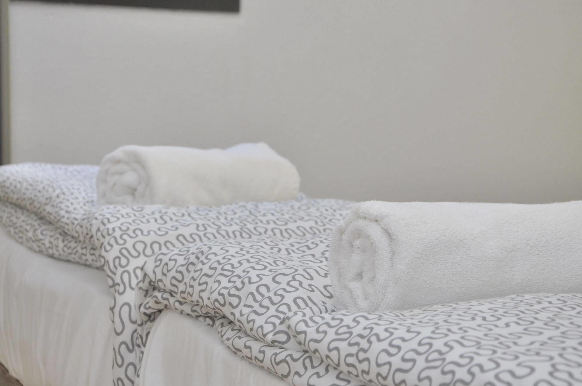 Bed & Bike Barcelona Hostel Εξωτερικό φωτογραφία