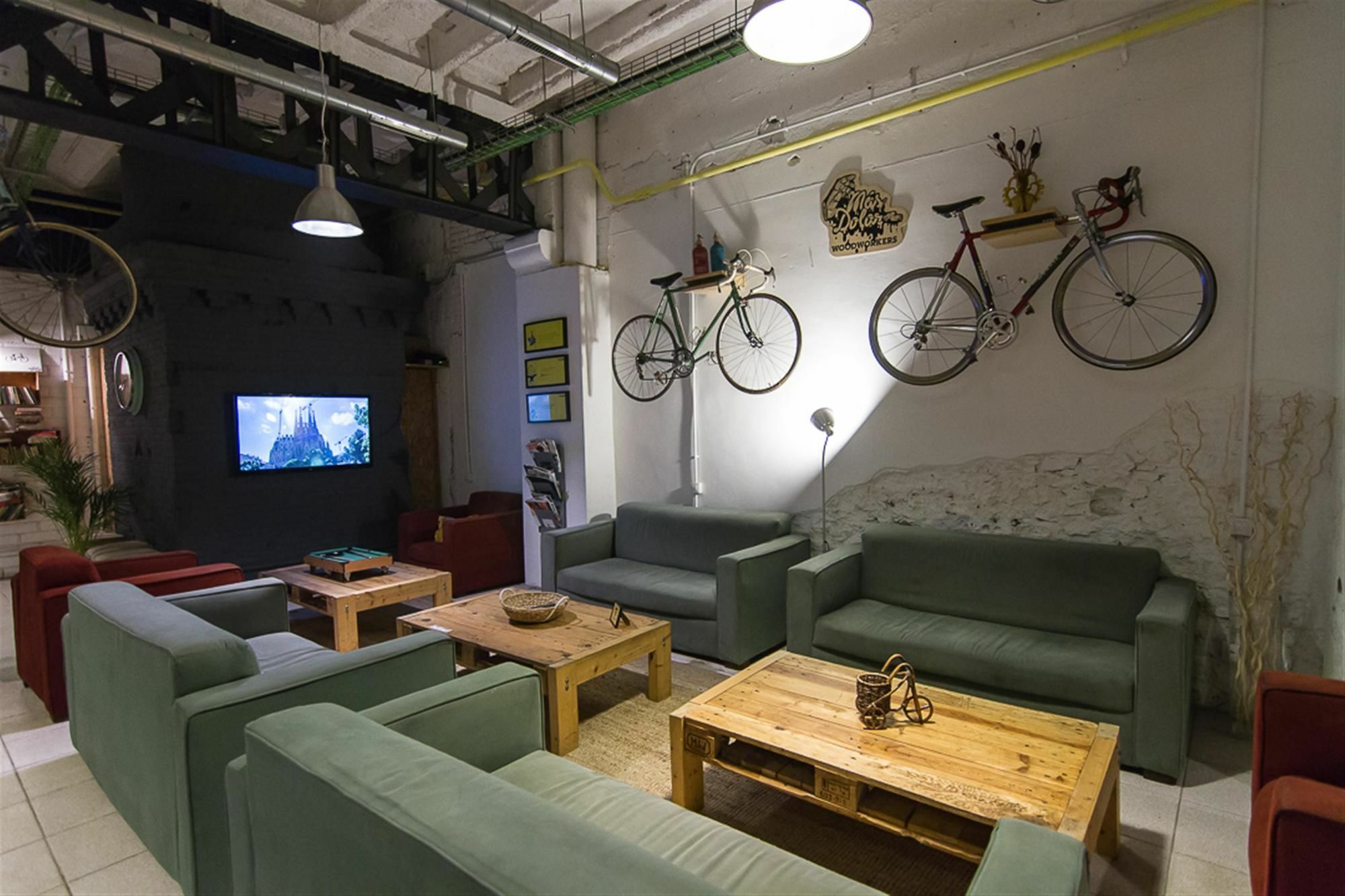 Bed & Bike Barcelona Hostel Εξωτερικό φωτογραφία